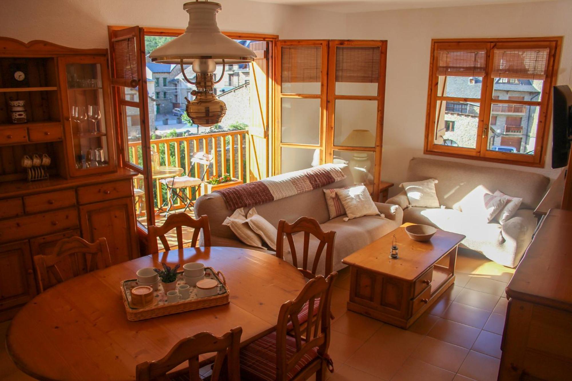 Apartament Montsent Rialp Eksteriør billede